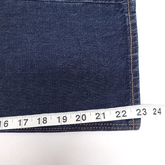Old Navy Womens High Rise Button Fly Cropped Jeans Size 4P Straight Leg - Picture 6 of 10